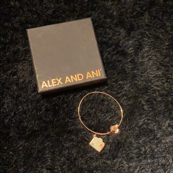 🛑SOLD🛑 BUNDLE: 4 Alex and Ani bracelets - Picture 7 of 9